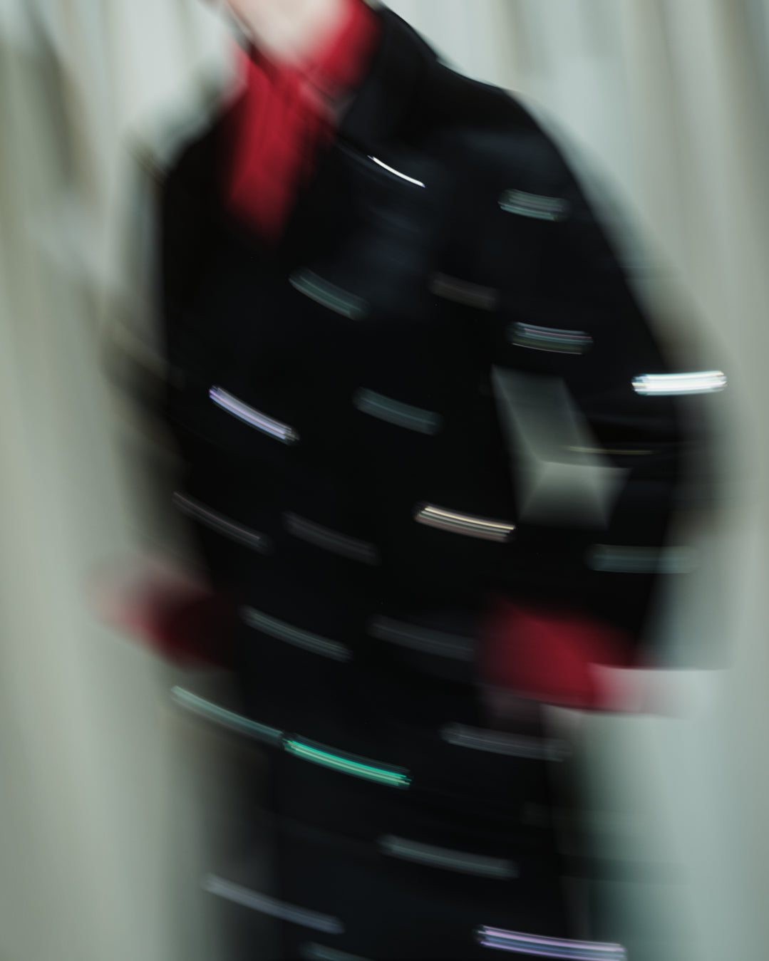 MAURICIO IN CRIMSON
