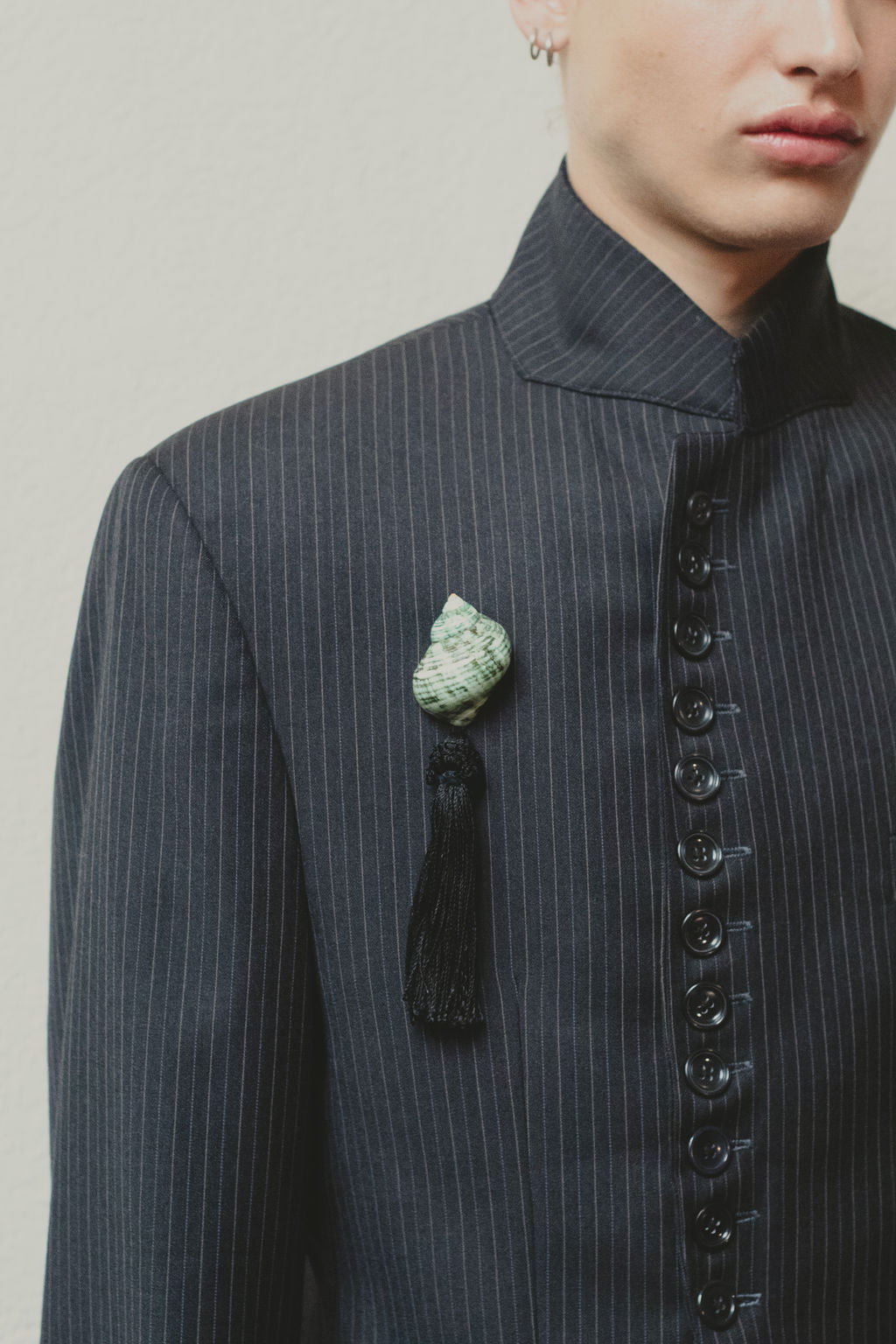 UNIFORM SUIT (size small)