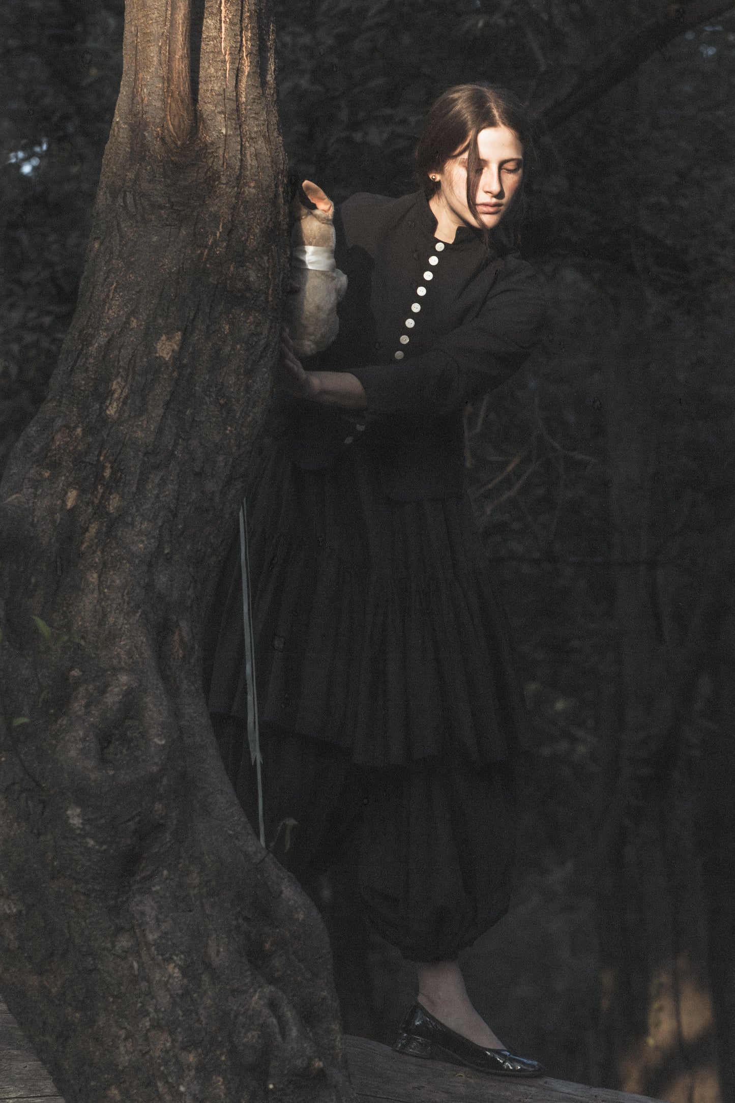 THE PANTALOON IN BLACK