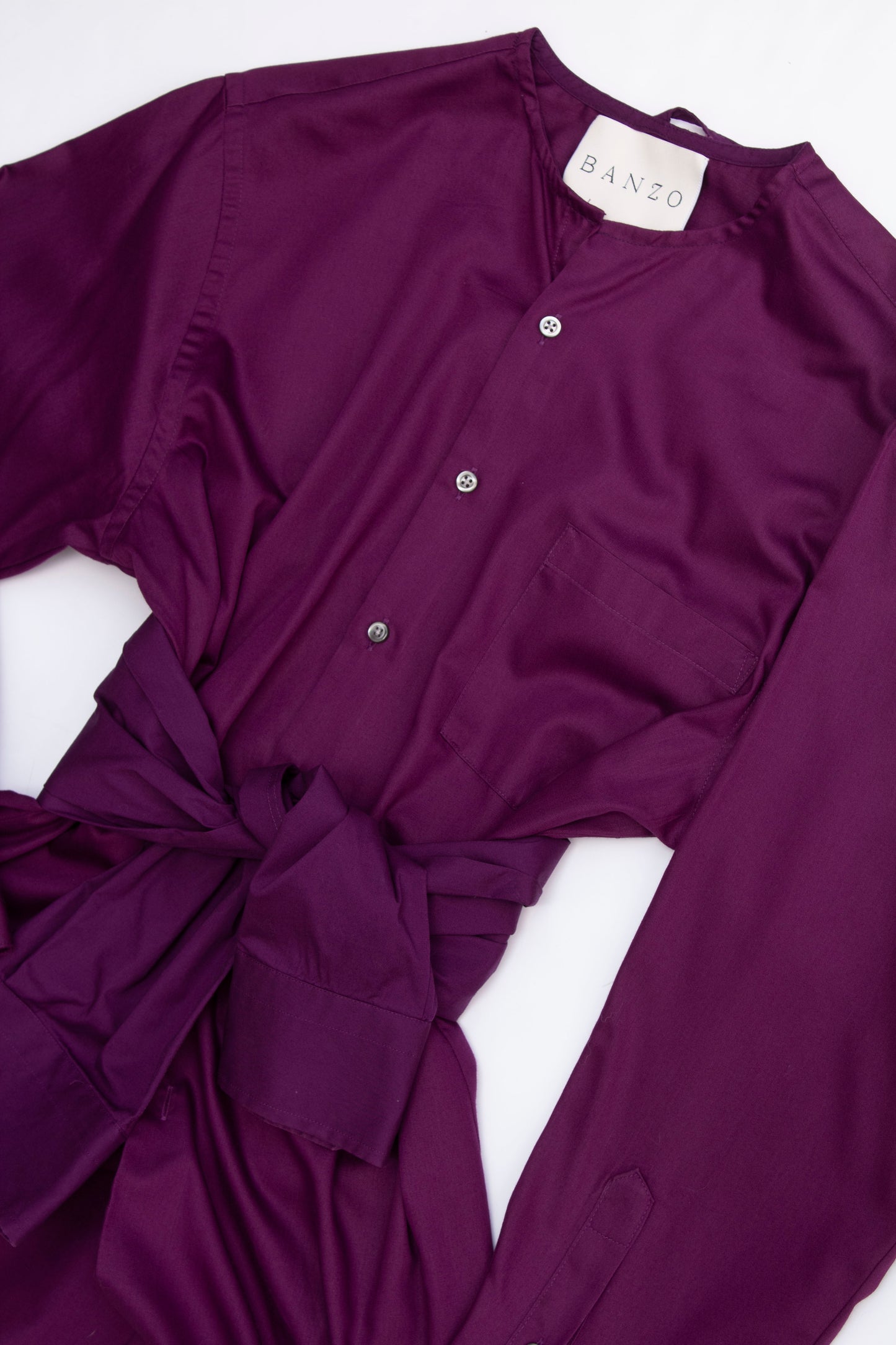MAURICIO IN PLUM