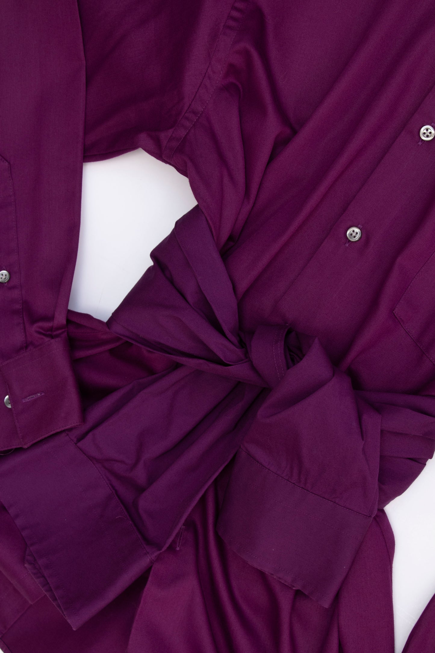 MAURICIO IN PLUM