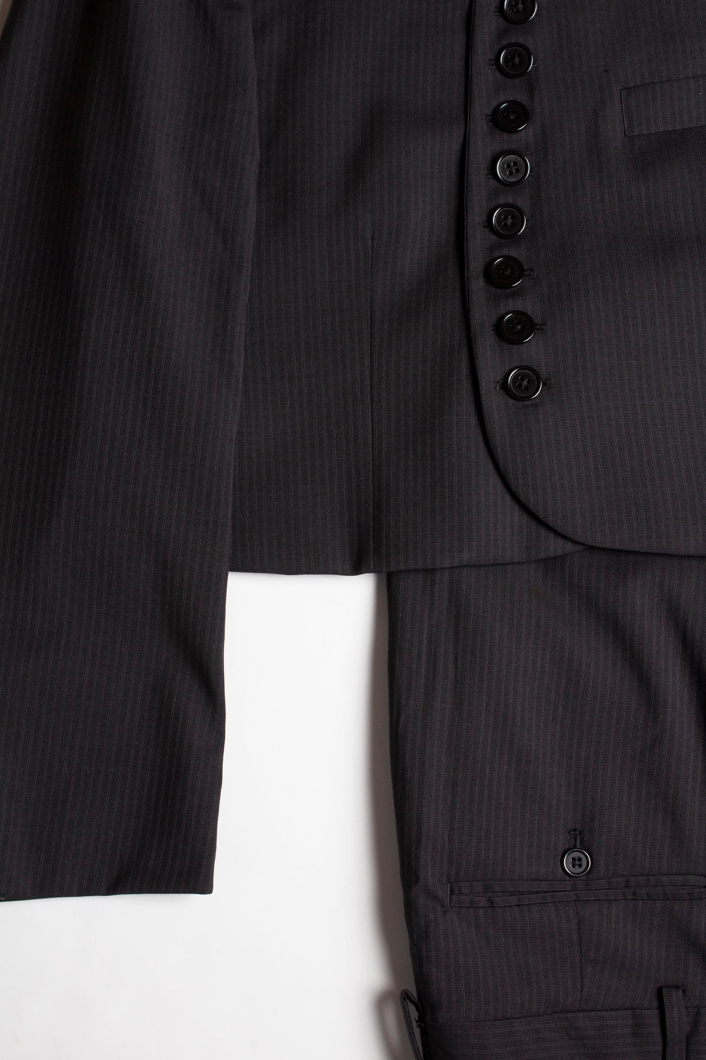 UNIFORM SUIT (size medium)