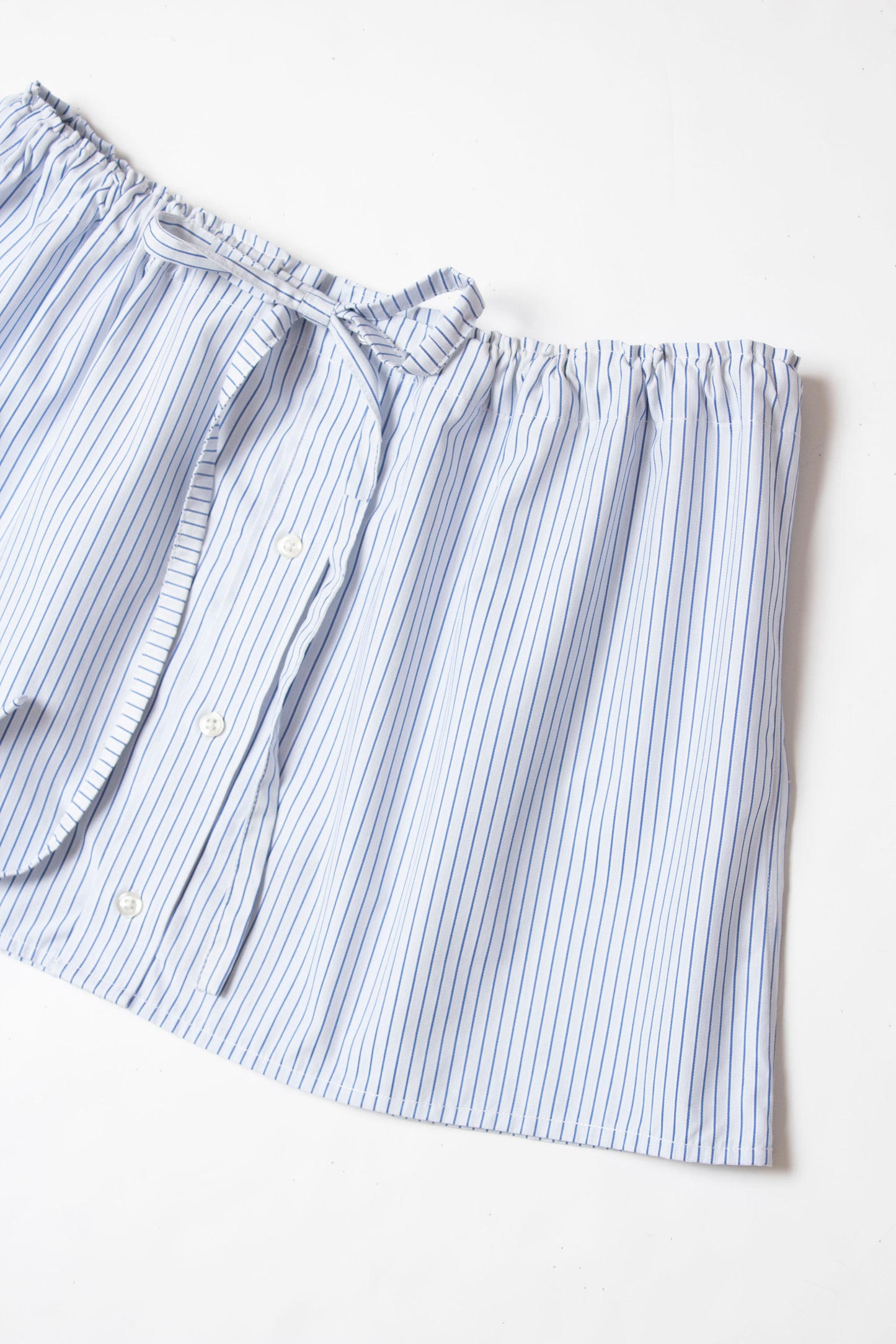 THE MINI IN LILY
