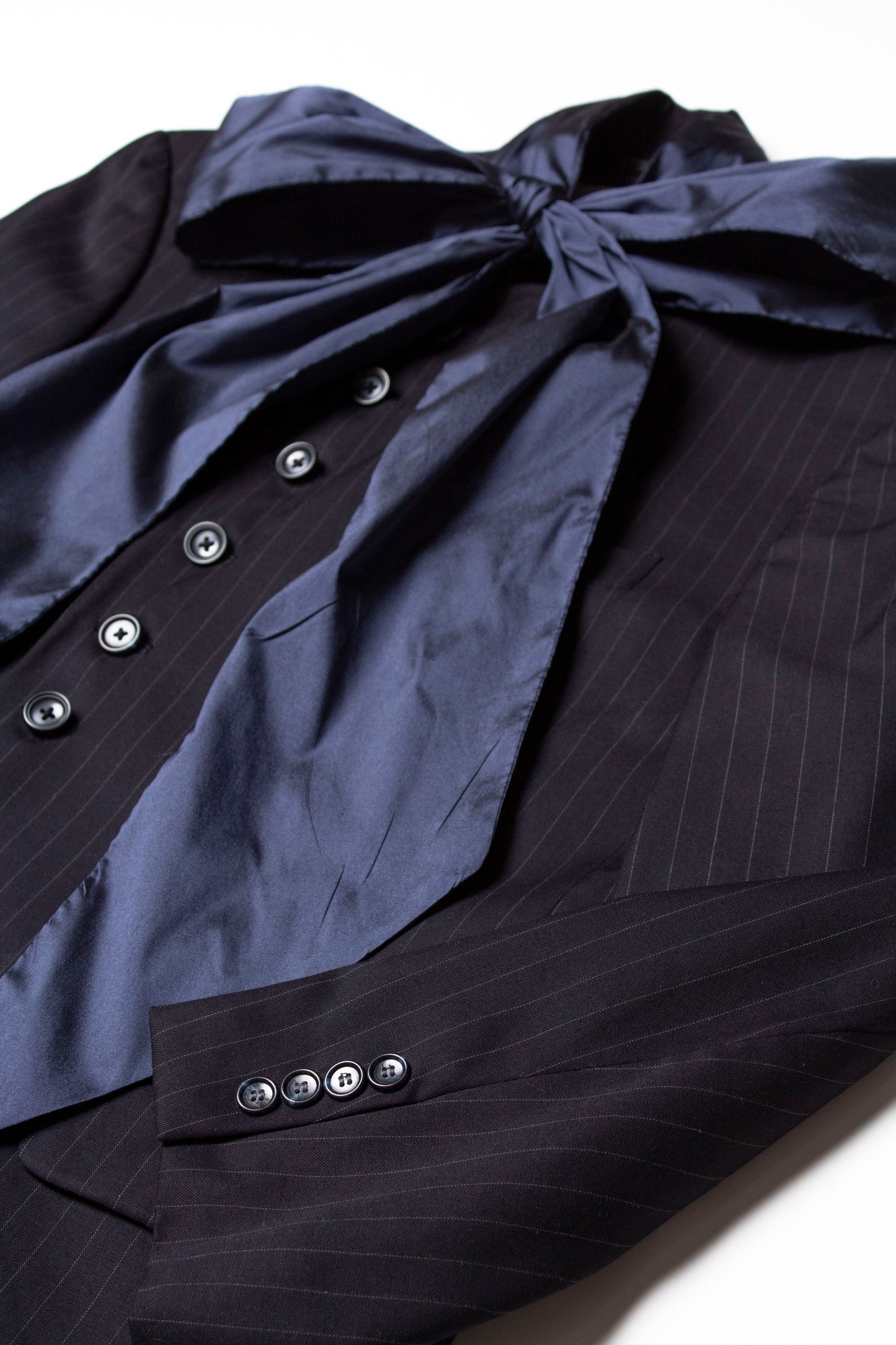 BOND NAVY
