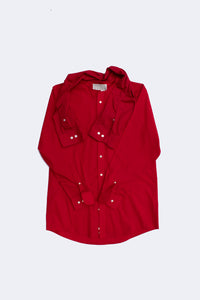 MAURICIO IN CRIMSON