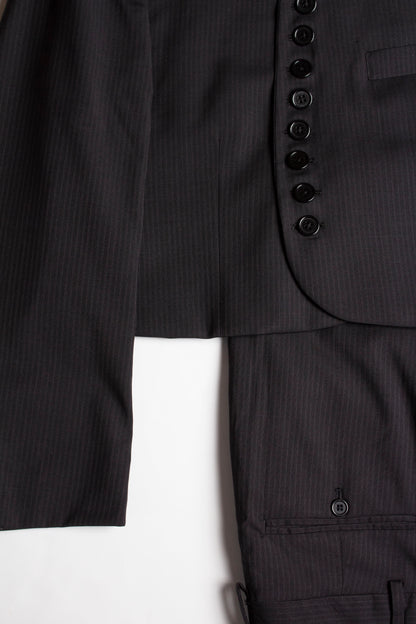 UNIFORM SUIT (size medium)