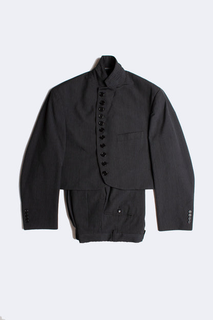 UNIFORM SUIT (size small)