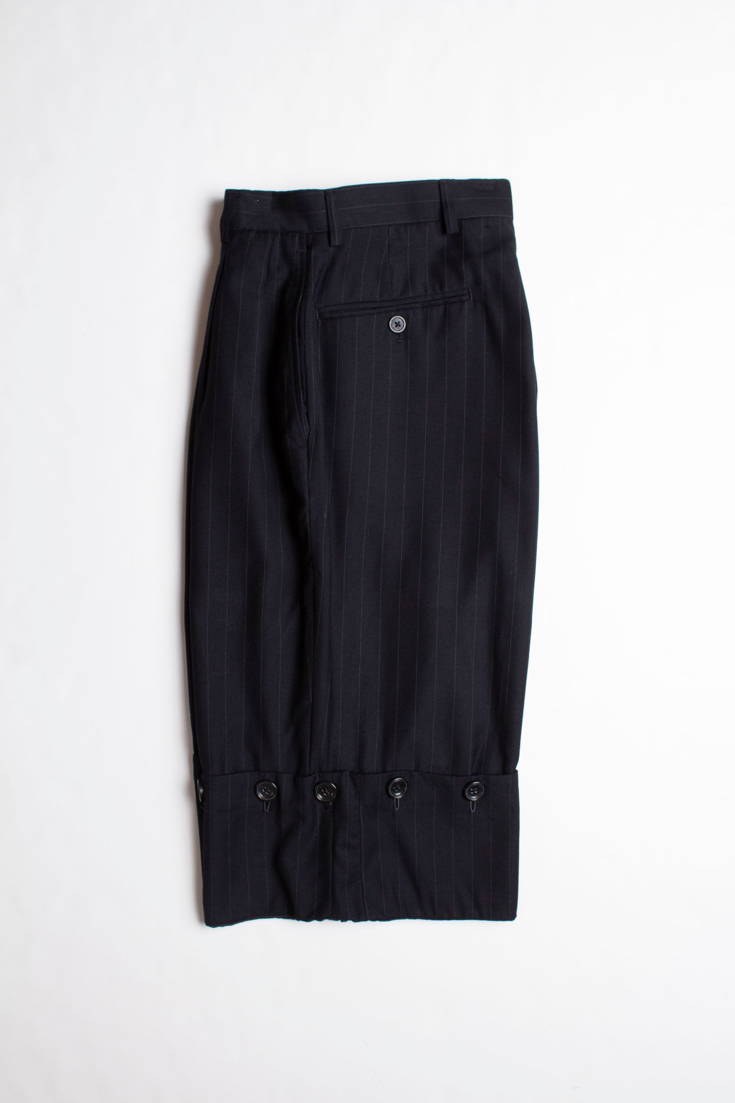 ROMEO BERMUDAS
