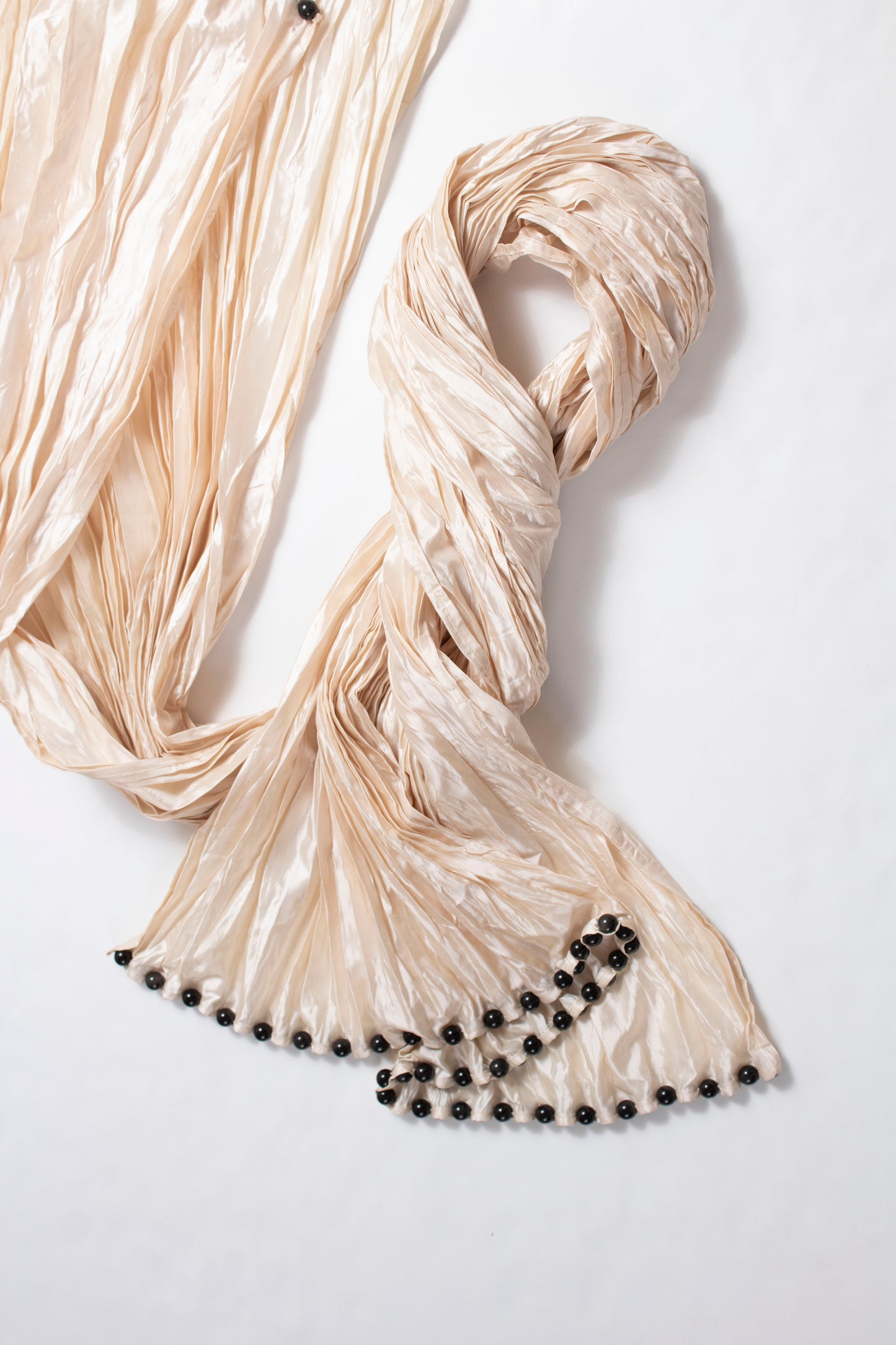 THE PROTECTION SHAWL
