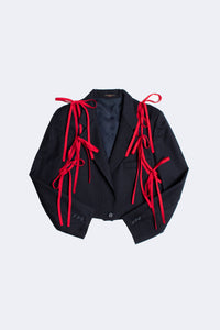 APRON IN CRIMSON