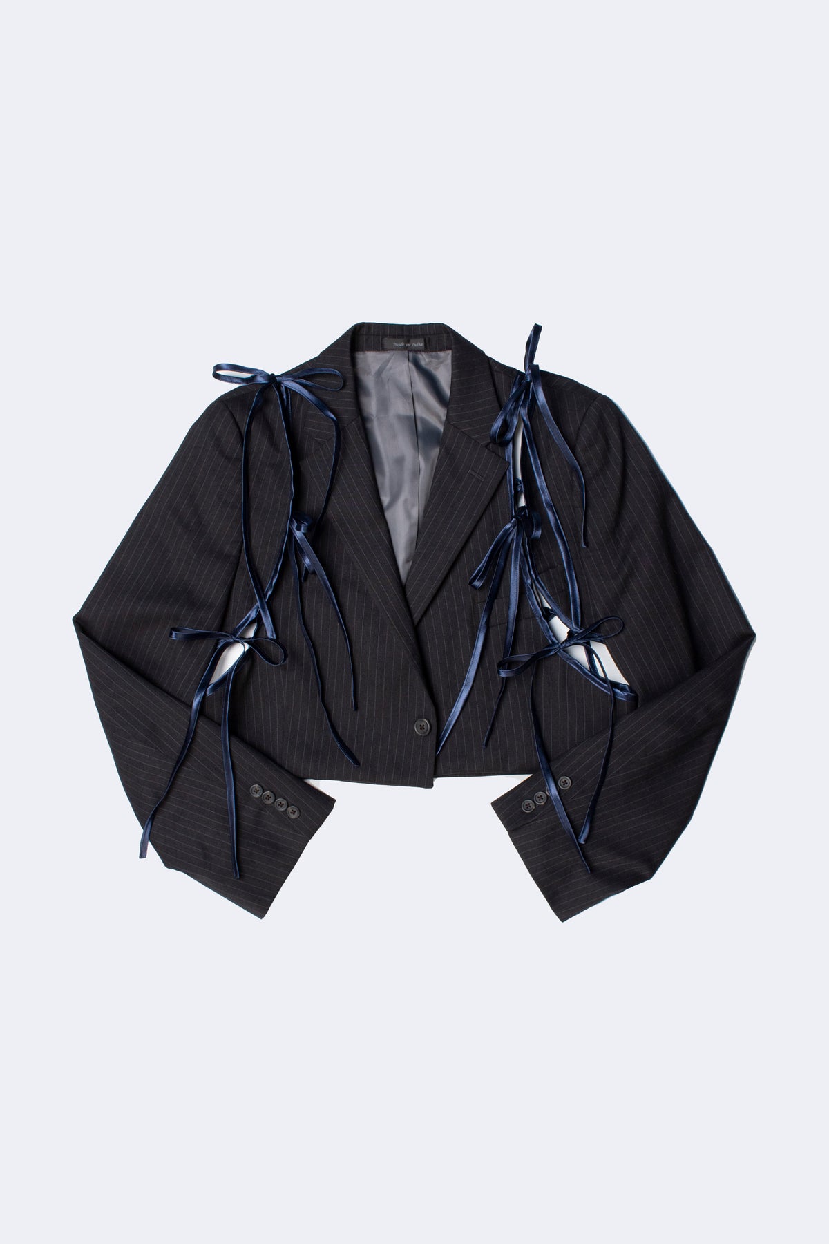 APRON IN PERSEID